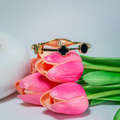 Black Clover & Round Charm Gold Bangle Bracelet (Free Size)